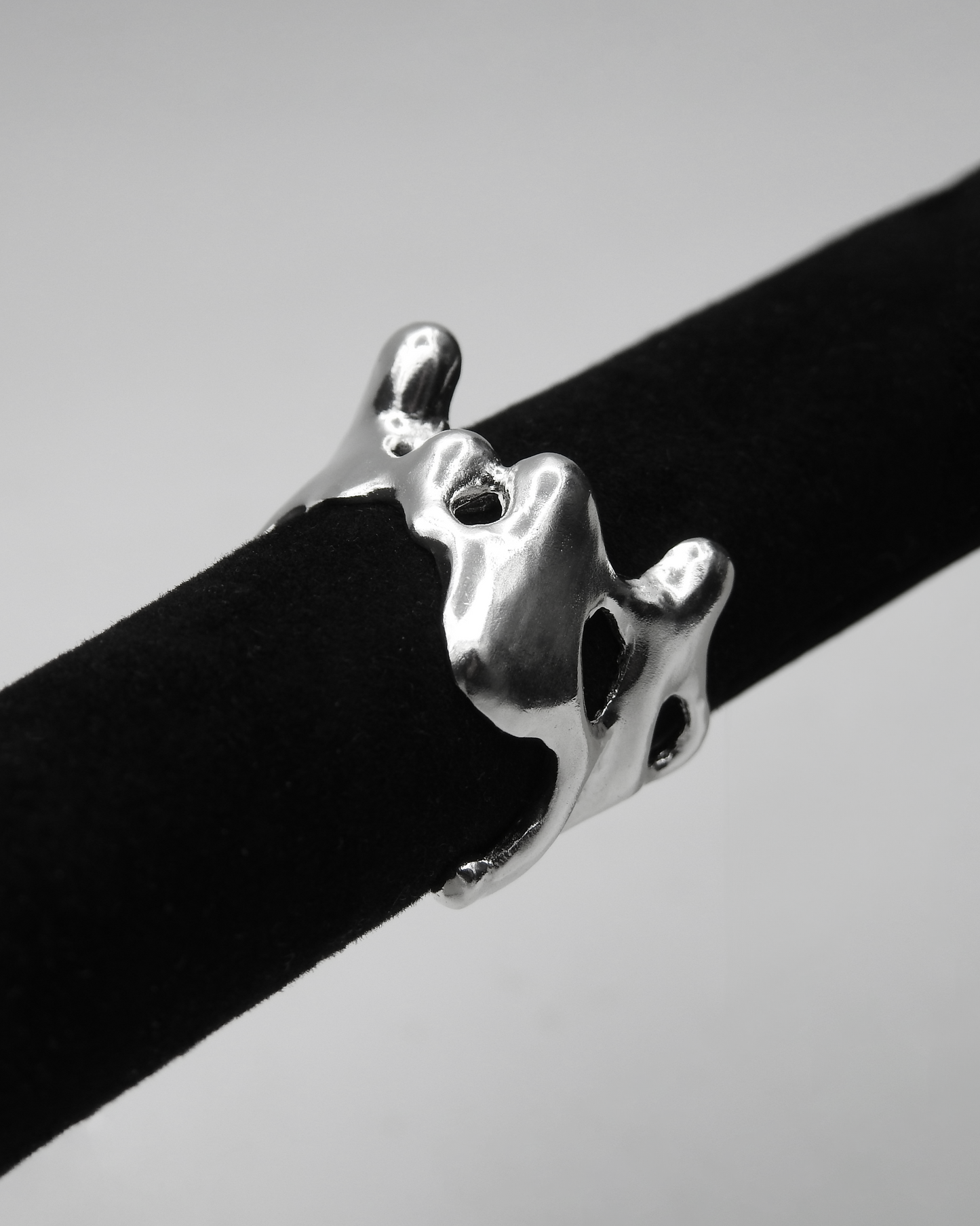 Hydro-Morph Ring