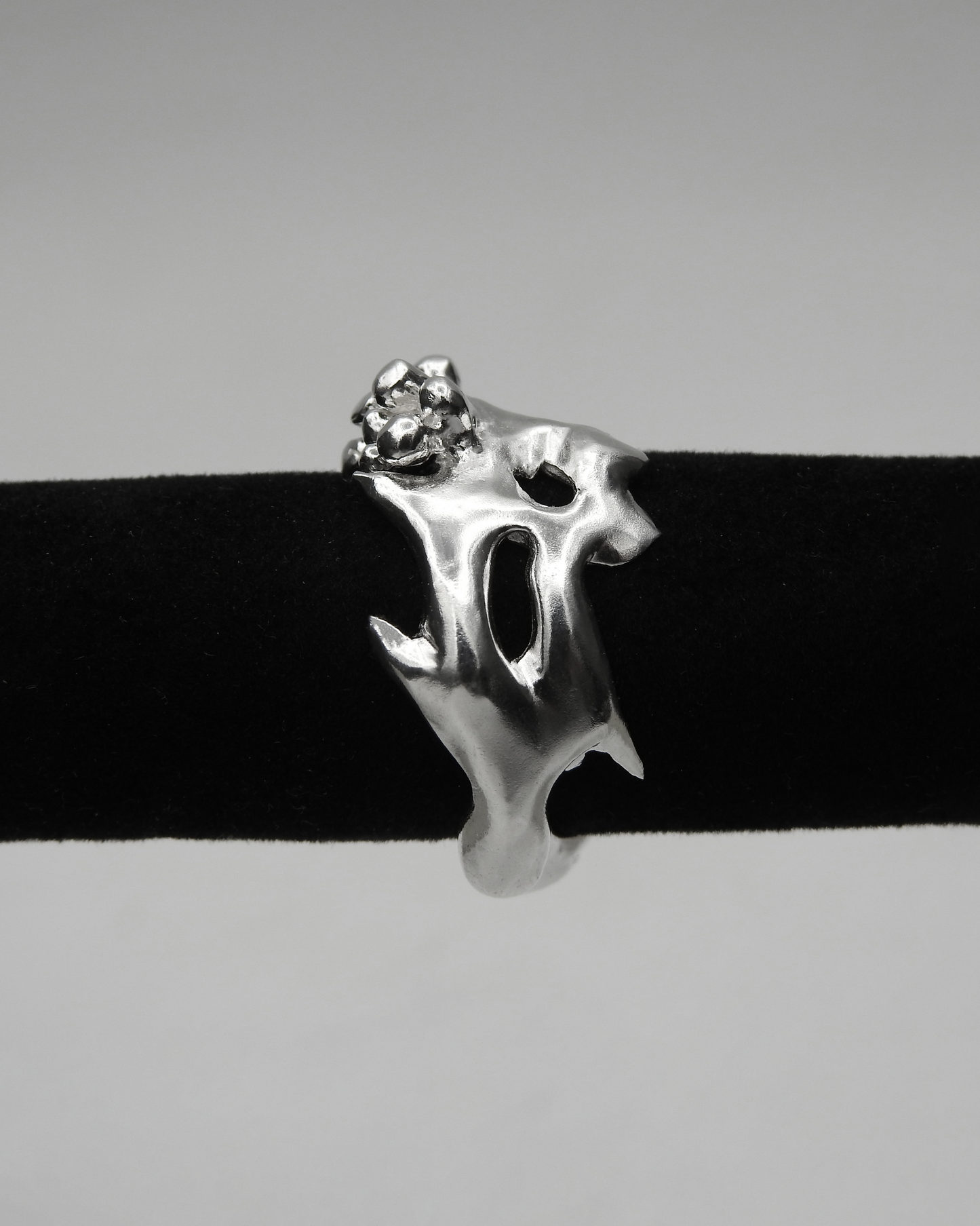 Florae Thorns Ring