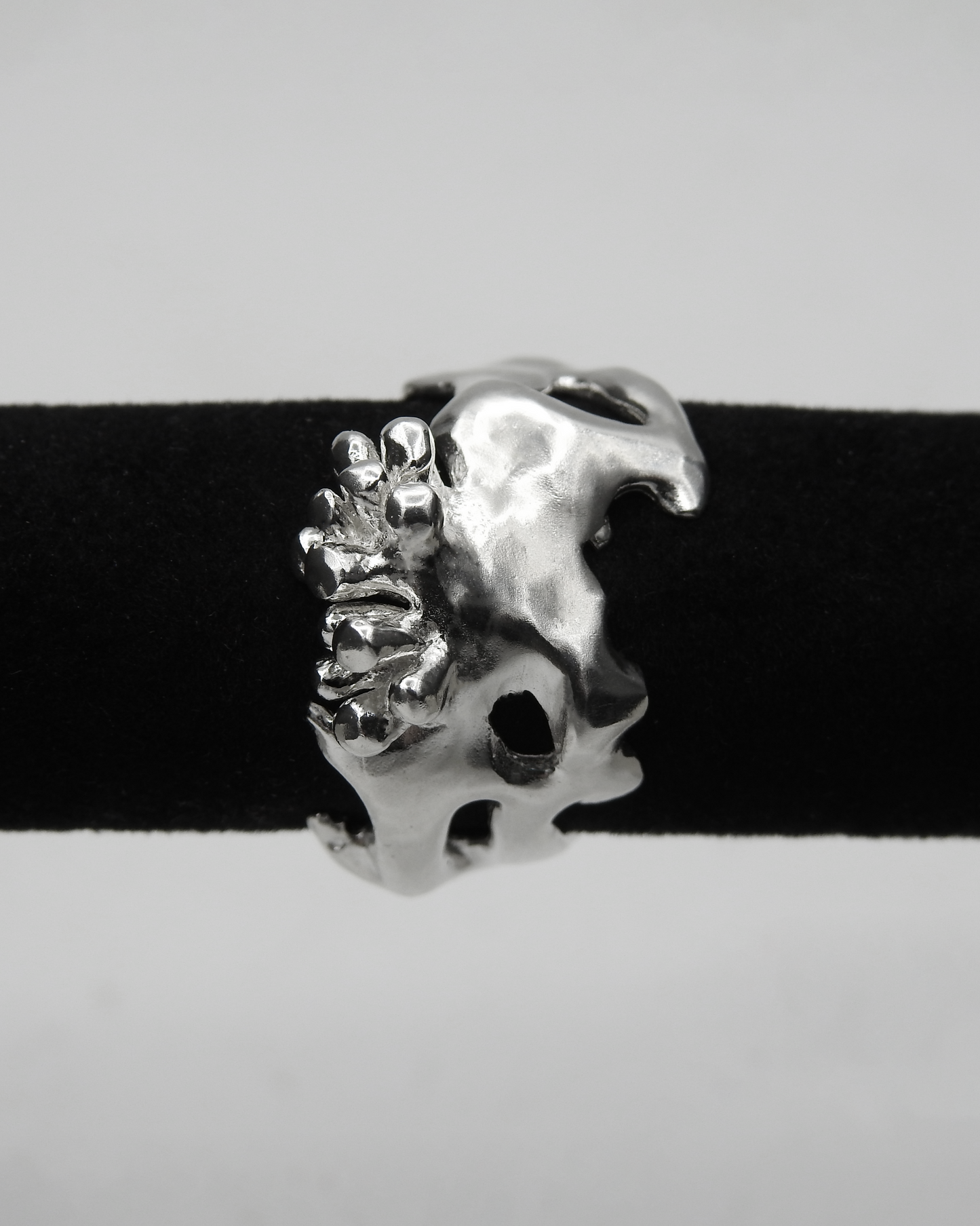 Florae Thorns Ring