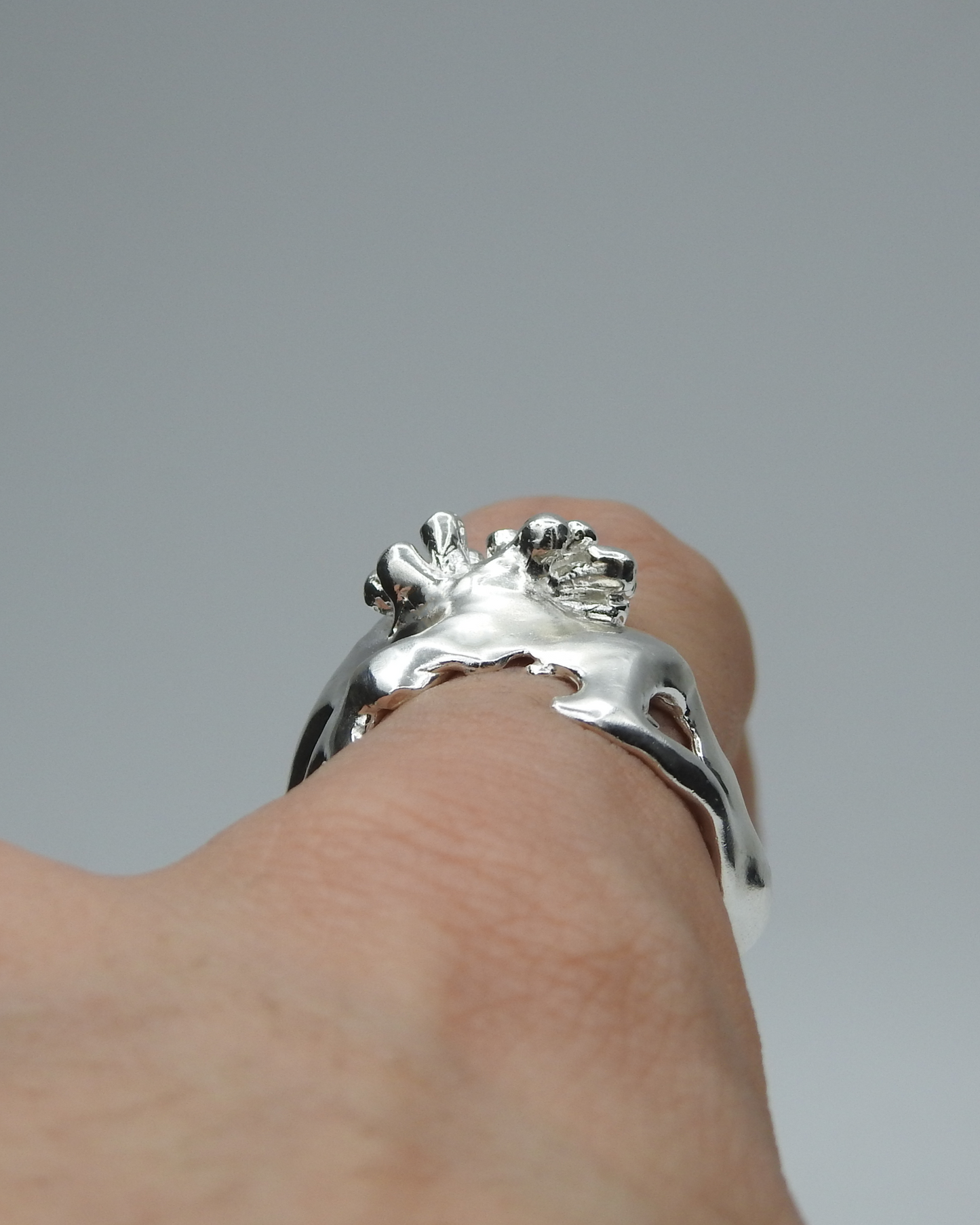 Florae Thorns Ring
