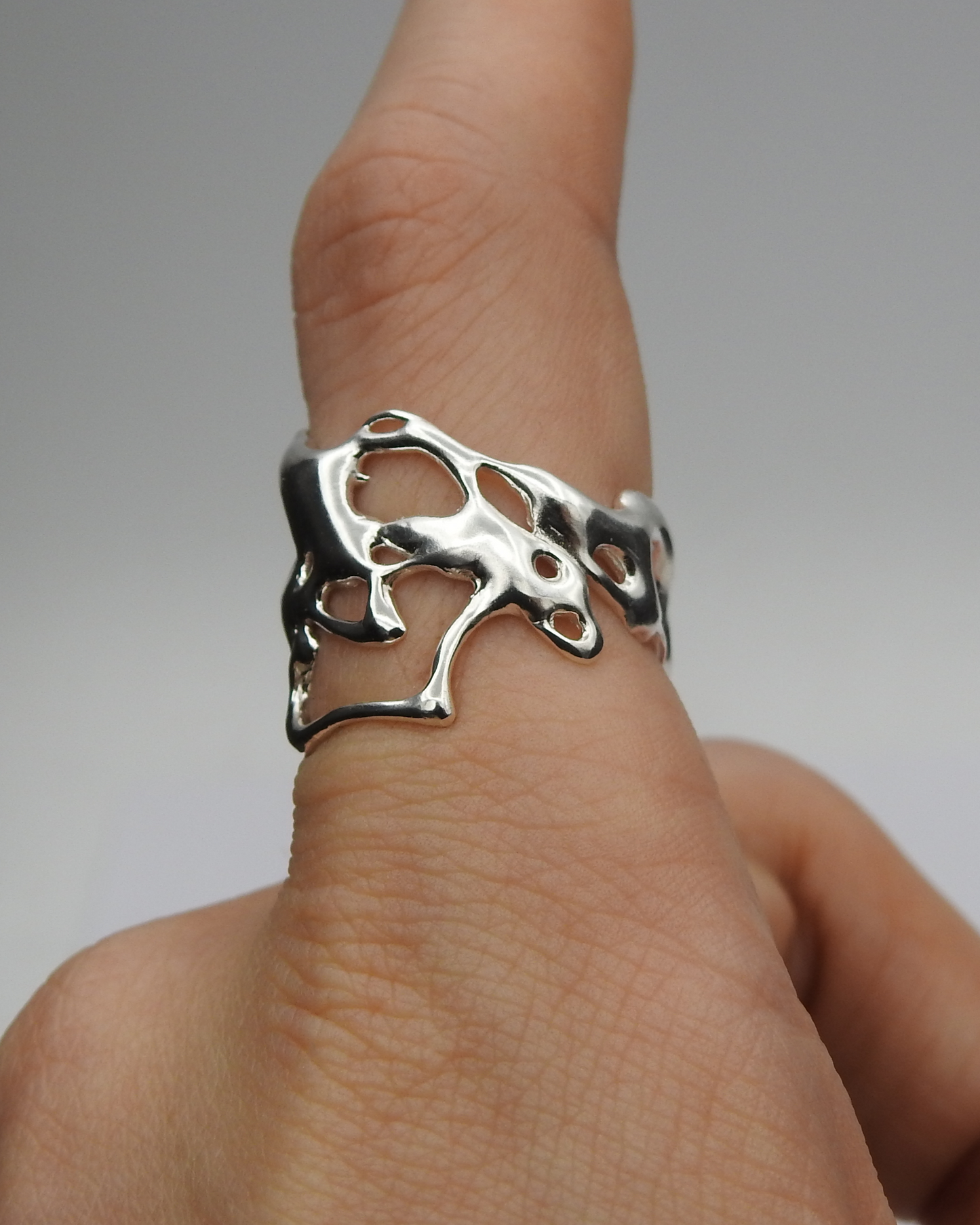 Bi-Morph Ring