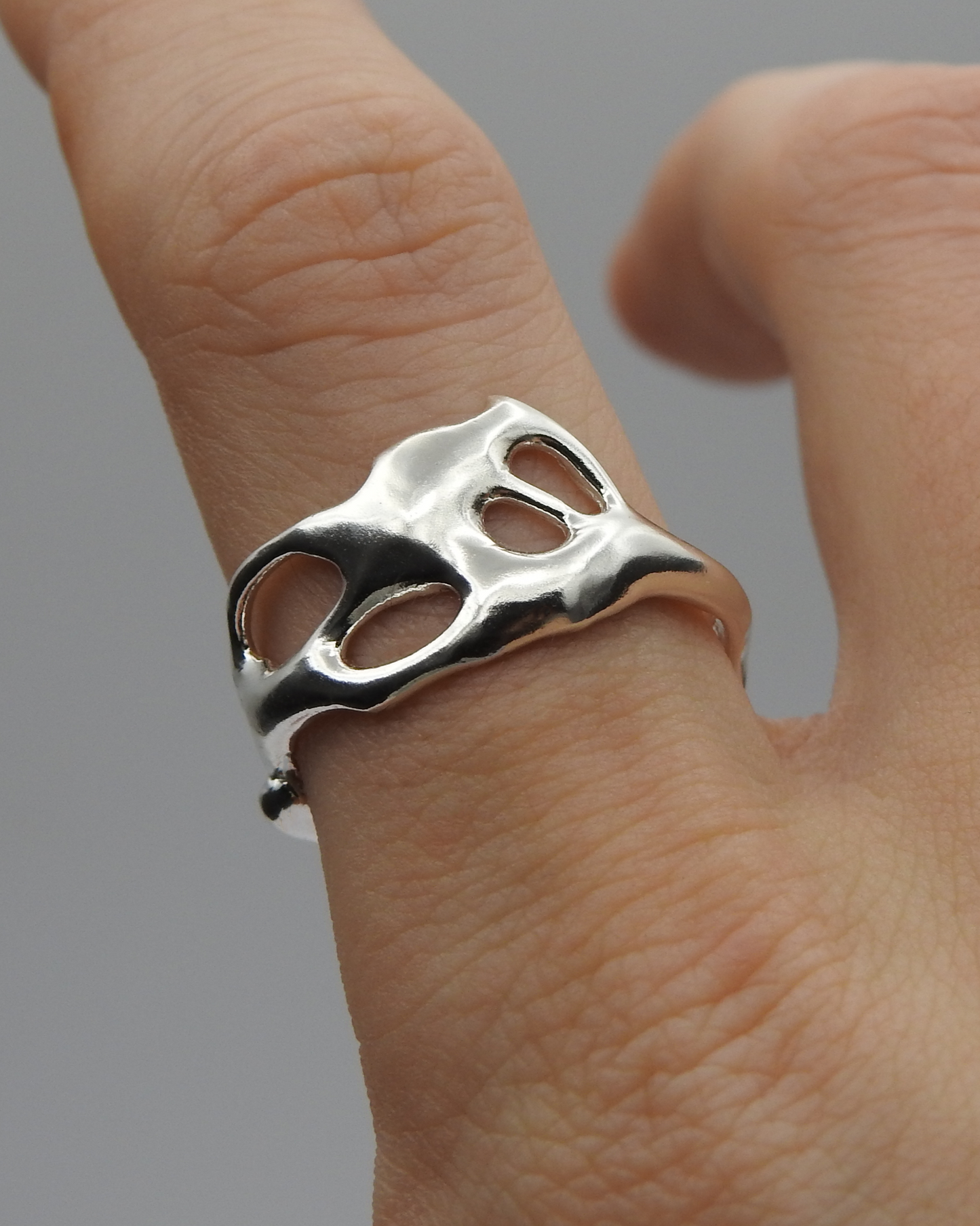 Morphosa Ring