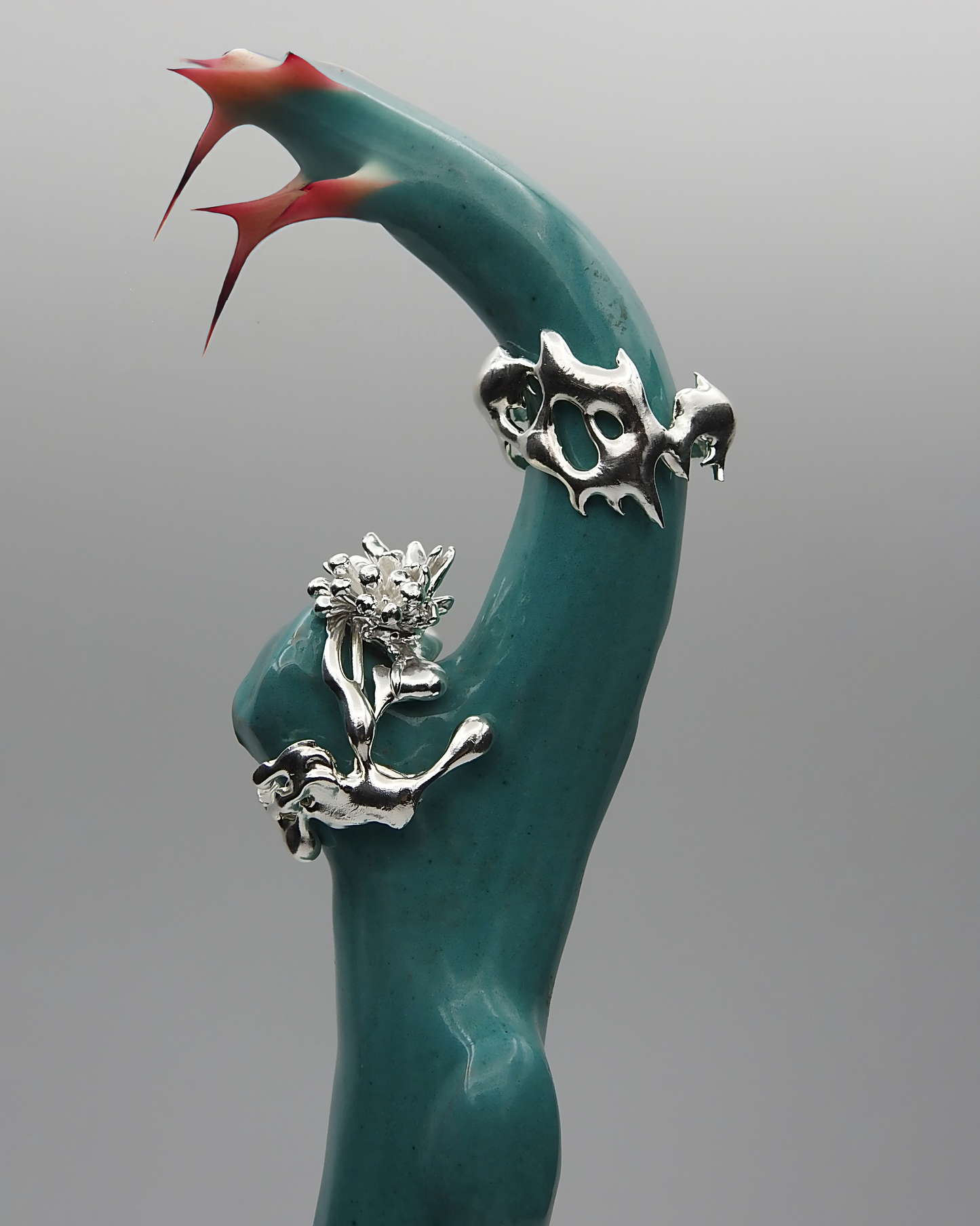 Mantis Thorns Ring