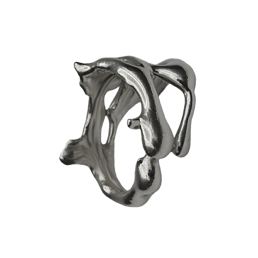 Liquid Thorns Ring